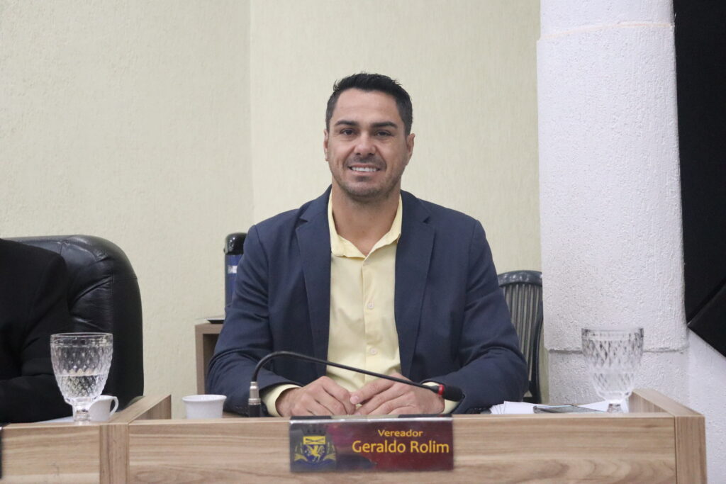 Vereador Geraldo sugere atendimento odontológico noturno no ESF IV do Bairro Fênix
